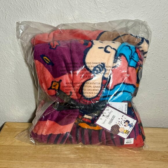 Vera Bradley Plush Throw Blanket in Fall for Peanuts NWT  50" x 80" - Picture 1 of 7
